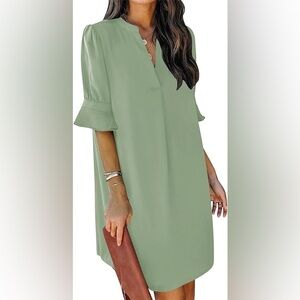 V-Neck Short Ruffled Sleeve Shift Dress Size Medium